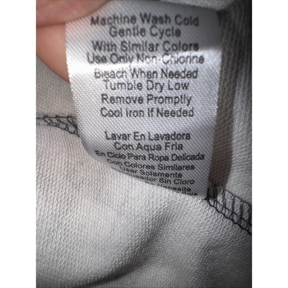 The Sweatshirt Project Top Womens XL Green Camo 3/4‎ Sleeve V Neck Lace Up NEW - Picture 10 of 10